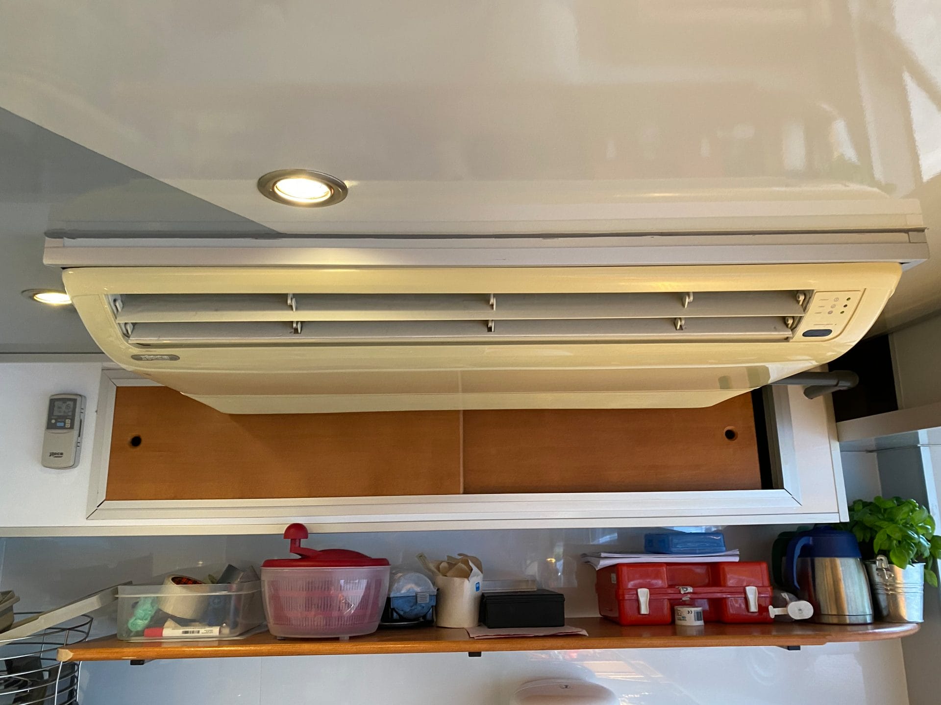 Pop-up airco